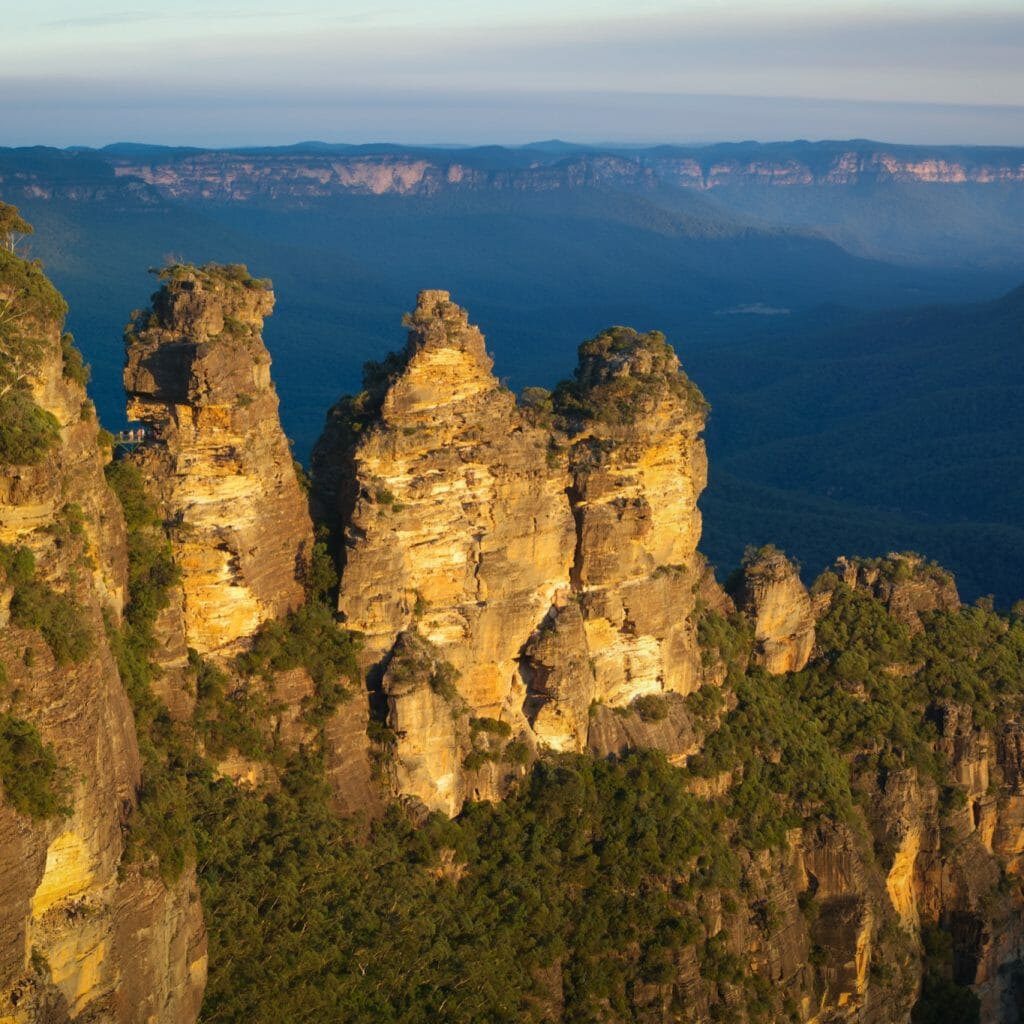 The Three Sisters rock formation in the Blue Mountains