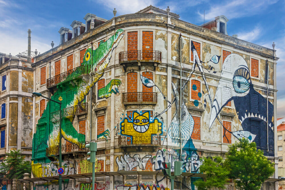 Street art along Fontes Pereira de Melo in Lisbon.